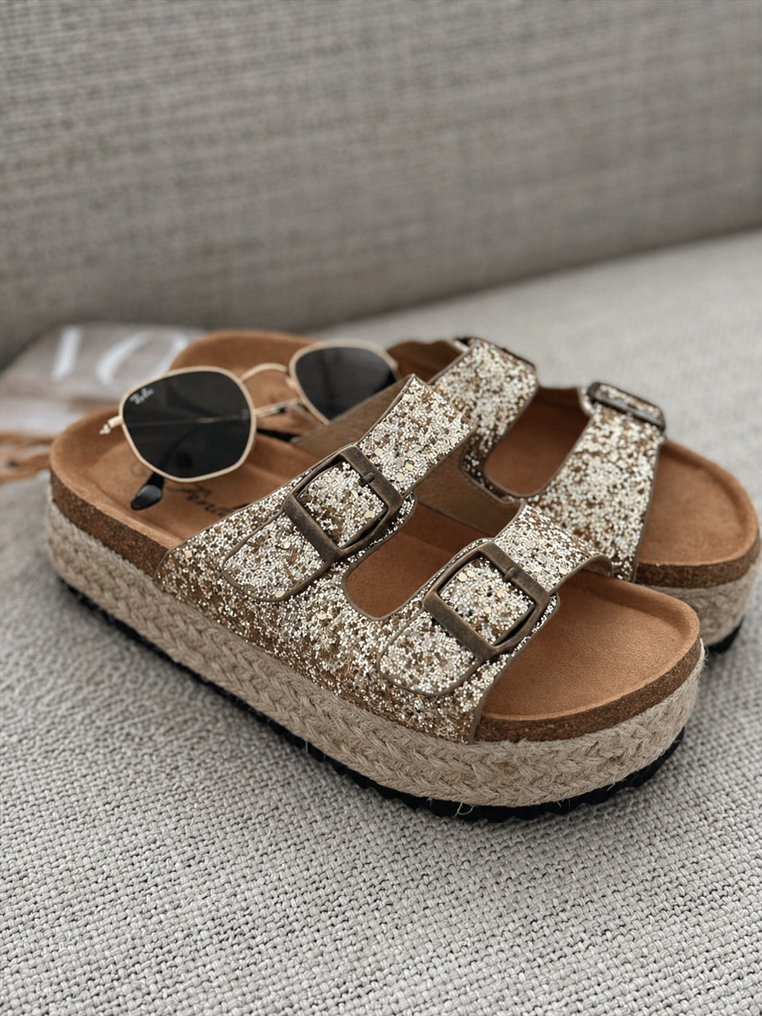 Sandalias SABBA | Plataforma Dorada