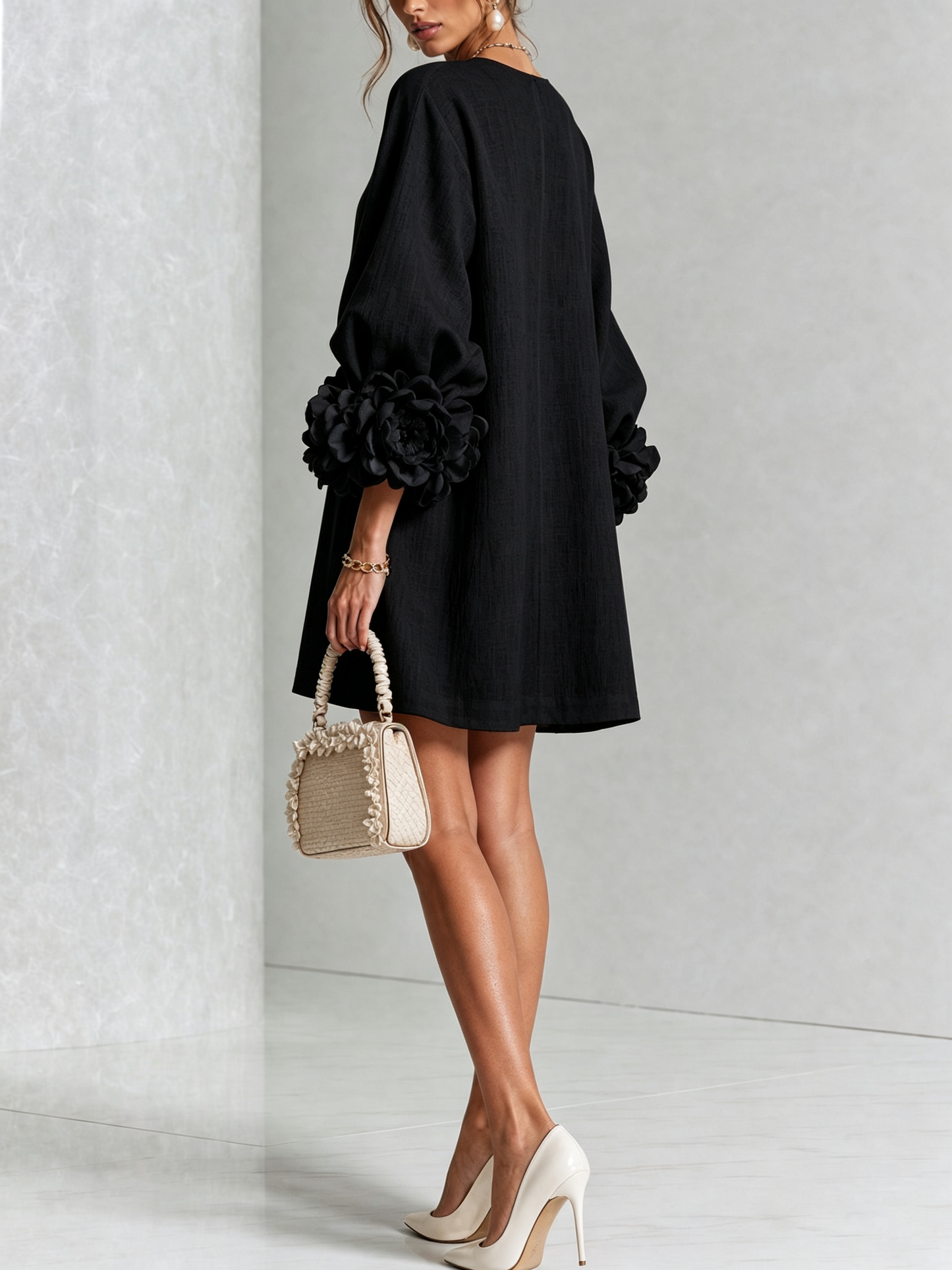 Cecilia |  Puños rosas, negro