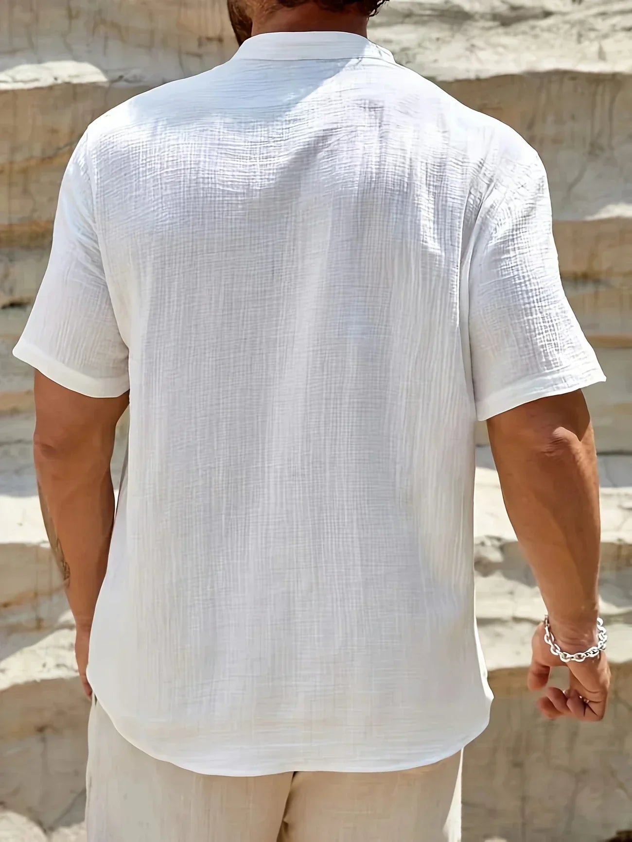 Leblanc™ | Elegante camisa de verano con cuello alto